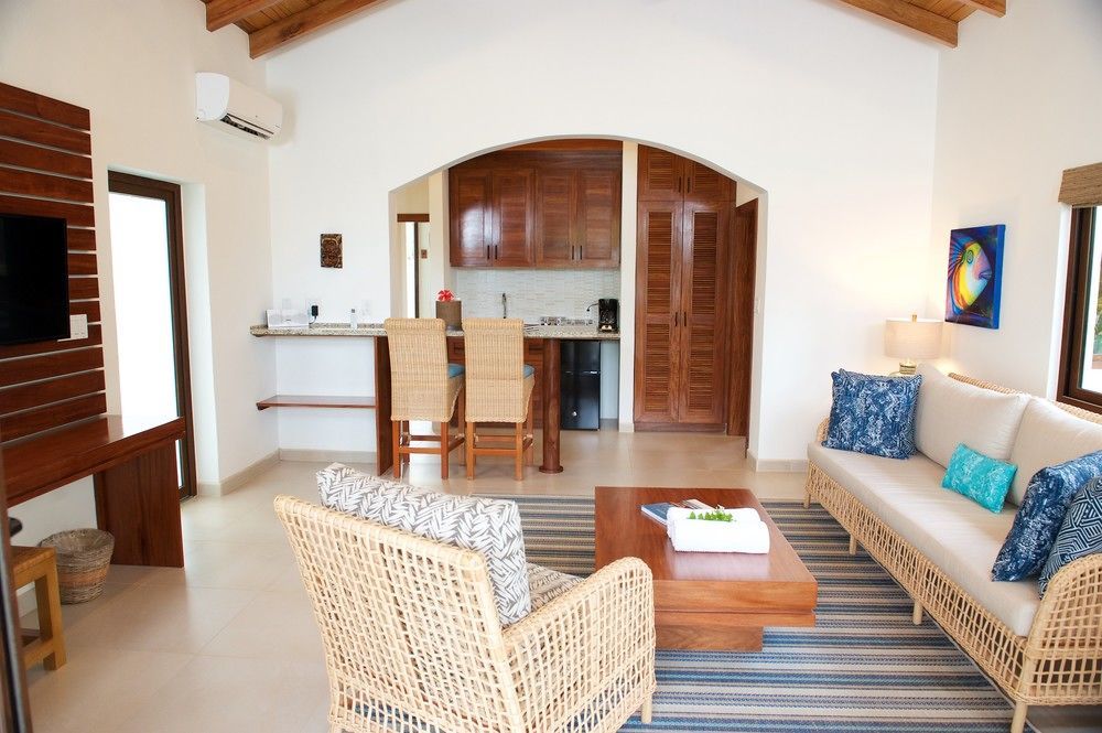 Naia Resort And Spa Seine Bight Village Eksteriør billede